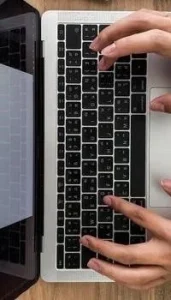 639195217344044829