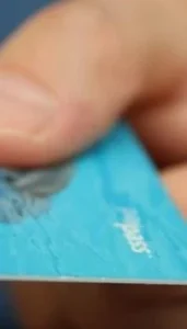 639195287855569979