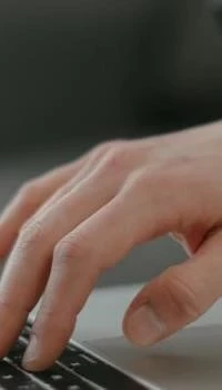 639196375891524327