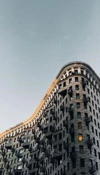639198568551702530